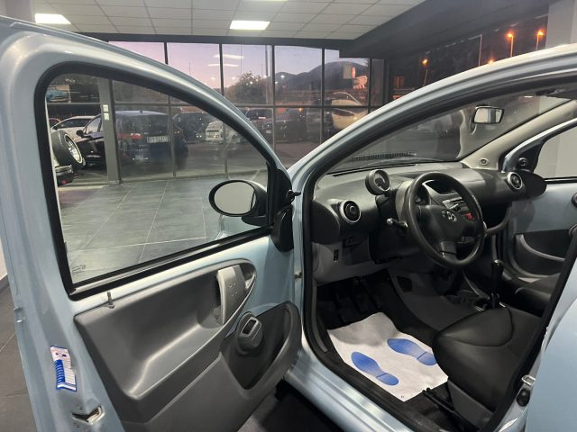 TOYOTA Aygo usata, con Chiusura centralizzata