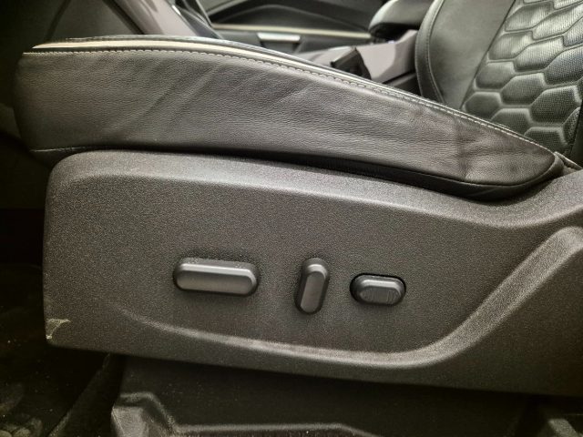 FORD Kuga usata, con Controllo vocale