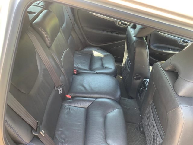 VOLVO XC70 usata 11
