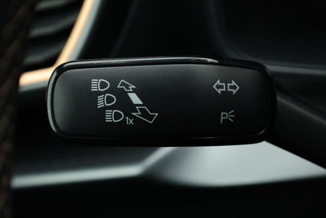 SEAT Leon usata, con Volante multifunzione