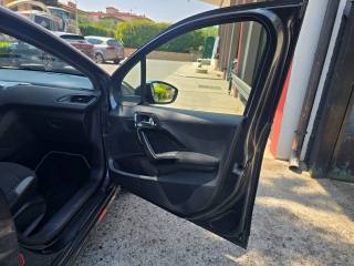 PEUGEOT 208 usata 77
