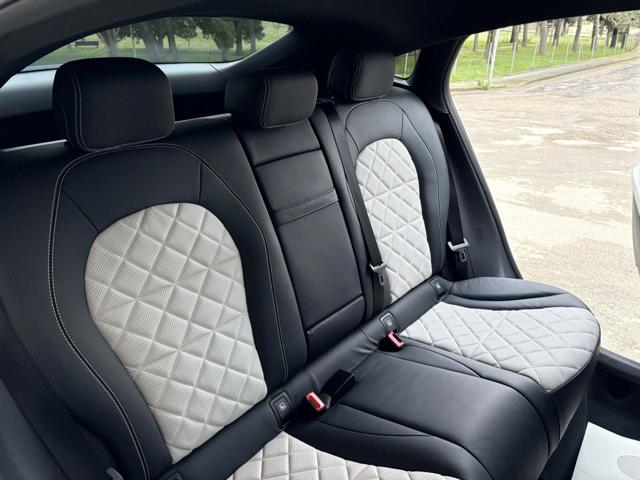 MERCEDES-BENZ GLC 300 usata, con USB