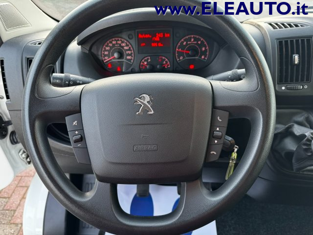 PEUGEOT Boxer usata, con Volante multifunzione