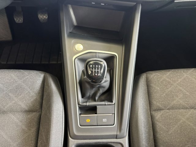VOLKSWAGEN Golf usata, con ESP