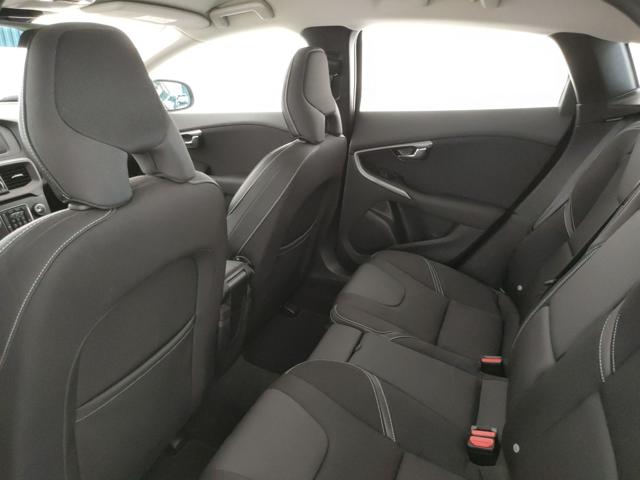 VOLVO V40 usata, con Fari LED