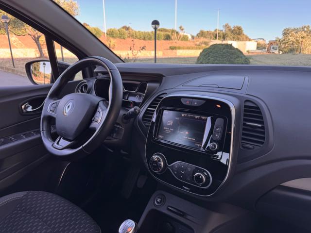 RENAULT Captur usata, con Sistema di navigazione