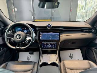 MASERATI Grecale usata, con USB