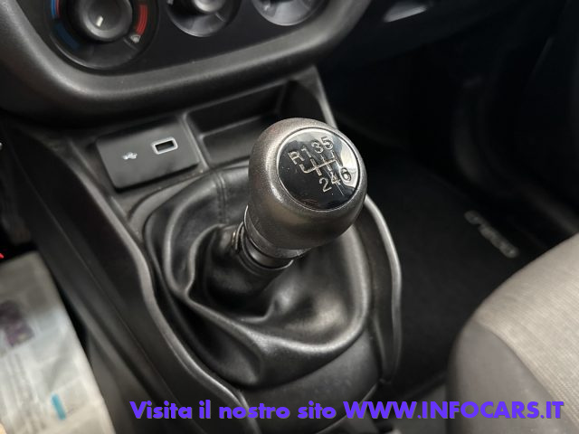 FIAT Doblo usata, con Park Distance Control