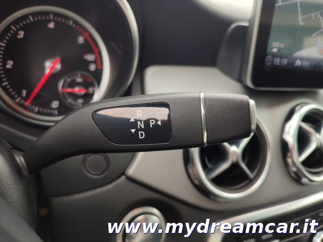 MERCEDES-BENZ GLA 220 usata, con Specchietti laterali elettrici