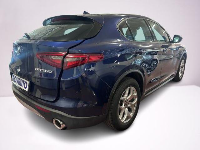 ALFA ROMEO Stelvio usata, con Alzacristalli elettrici
