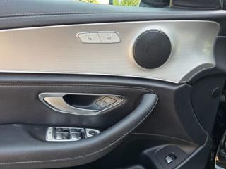 MERCEDES-BENZ E 220 usata, con Sedili riscaldati