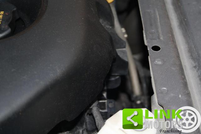 LAND ROVER Discovery Sport usata, con Assistente abbaglianti