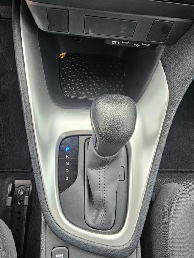 TOYOTA Yaris usata, con Bluetooth