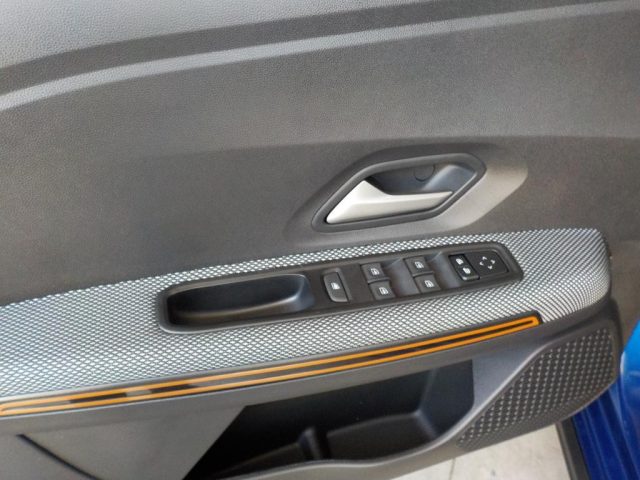 DACIA Sandero usata, con Sistema di navigazione