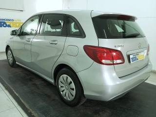 MERCEDES-BENZ B 180 usata, con Luci diurne LED