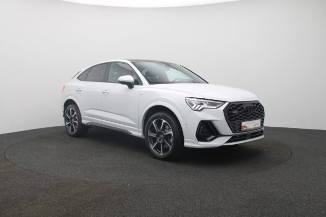AUDI Q3 usata, con Autoradio