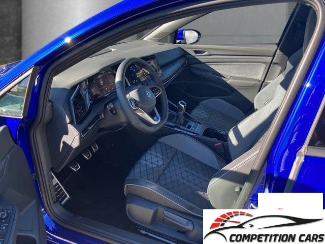 VOLKSWAGEN Golf usata, con Autoradio