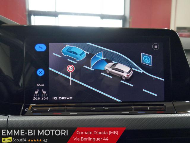VOLKSWAGEN Golf usata, con Touch screen