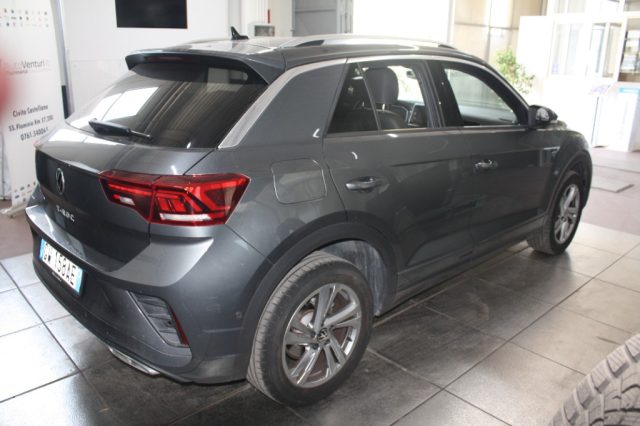 VOLKSWAGEN T-Roc usata, con Autoradio