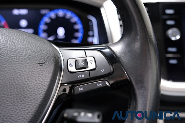 VOLKSWAGEN T-Roc usata, con Touch screen