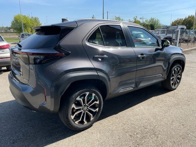 TOYOTA Yaris Cross usata, con Cerchi in lega