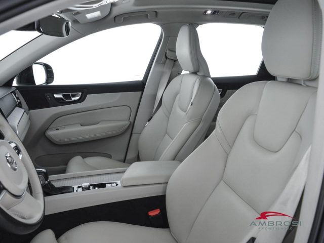 VOLVO XC60 usata 8