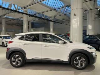 HYUNDAI Kona usata, con Autoradio