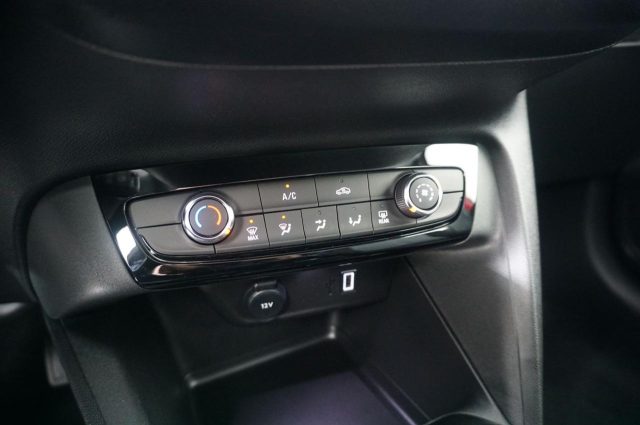 OPEL Corsa usata, con Specchietti laterali elettrici
