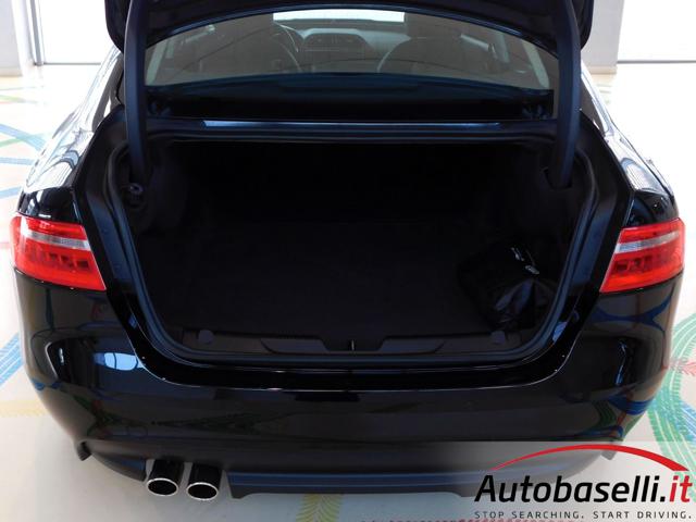 JAGUAR XE usata, con Chiusura centralizzata telecomandata