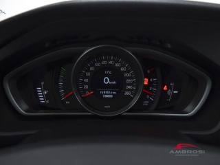 VOLVO V40 Cross Country usata 12