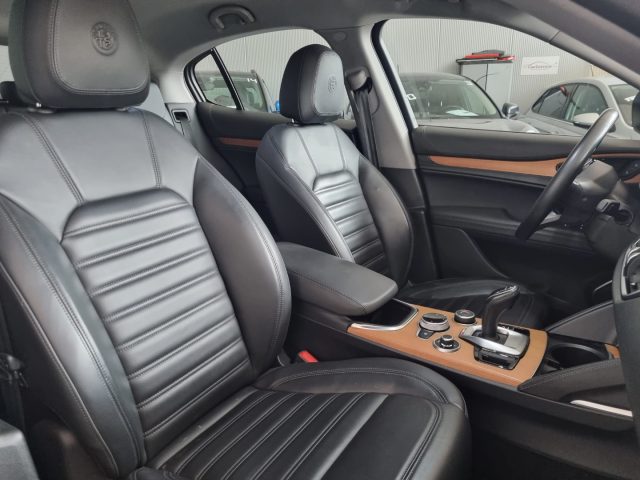 ALFA ROMEO Stelvio usata, con Sistema di navigazione