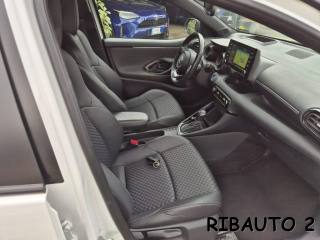 TOYOTA Yaris usata, con Vetri oscurati