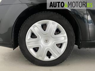 TOYOTA Corolla usata, con Autoradio