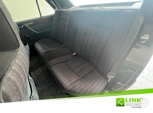 MERCEDES-BENZ E 200 usata 17