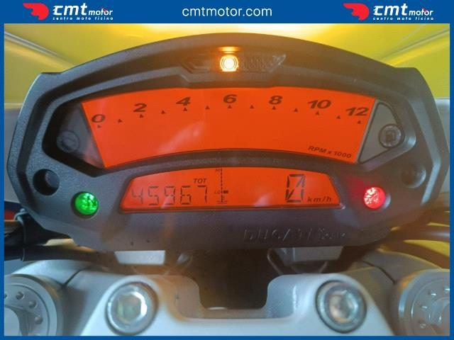 DUCATI Monster 696 usata 4