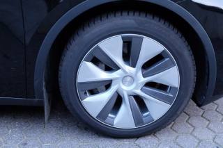 TESLA Model Y usata, con Controllo trazione