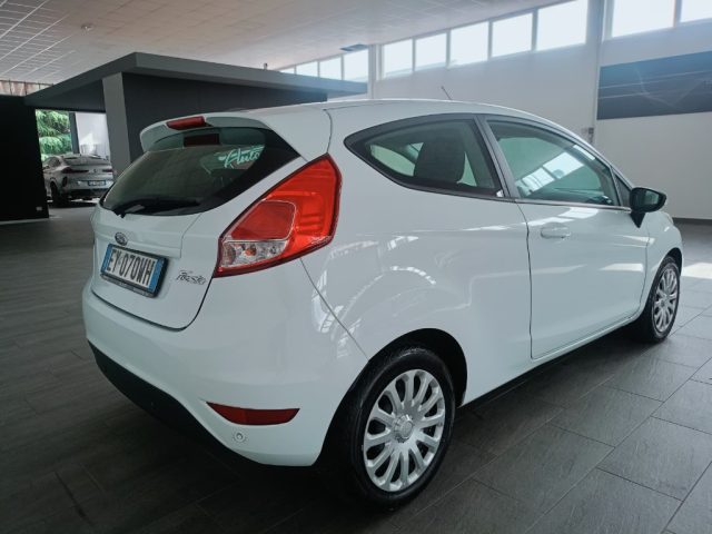 FORD Fiesta usata, con Autoradio
