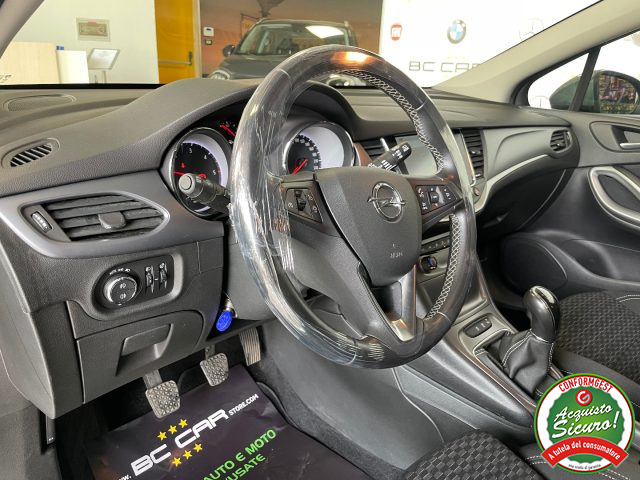 OPEL Astra usata, con Controllo trazione