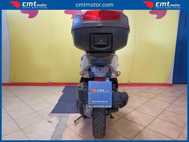 YAMAHA Xenter 150 usata 4
