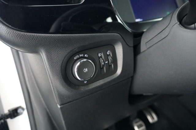 OPEL Corsa usata, con Controllo elettronico della corsia