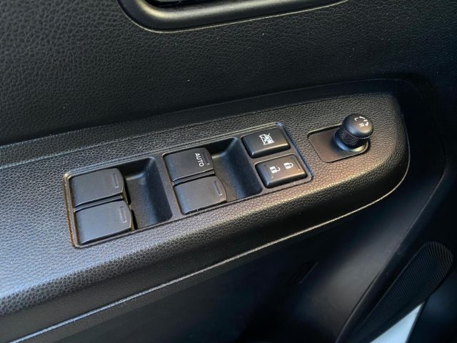 SUZUKI Ignis usata, con Sedile posteriore sdoppiato