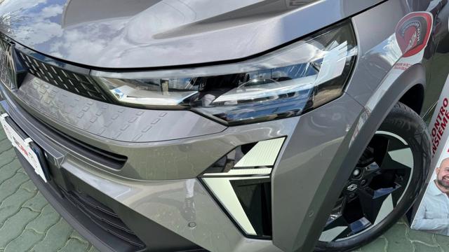 RENAULT Captur usata, con Sedile posteriore sdoppiato