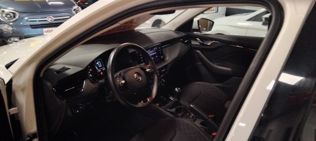 SKODA Kamiq usata, con Autoradio digitale