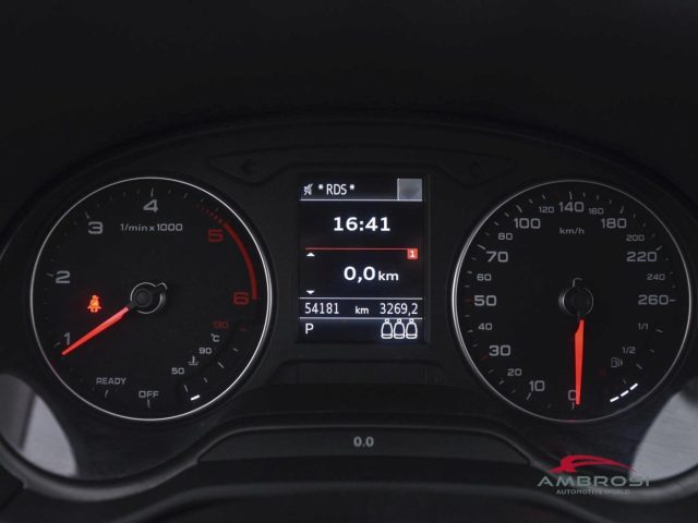 AUDI Q2 usata 12