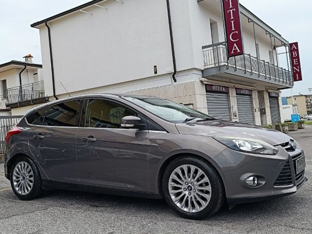 FORD Focus usata, con Controllo automatico clima