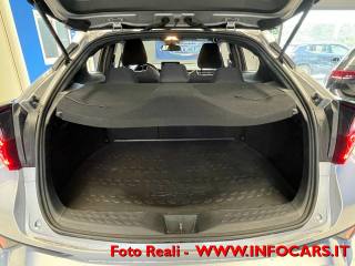 TOYOTA C-HR usata, con Touch screen