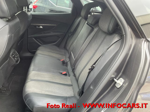 PEUGEOT 3008 usata, con Autoradio