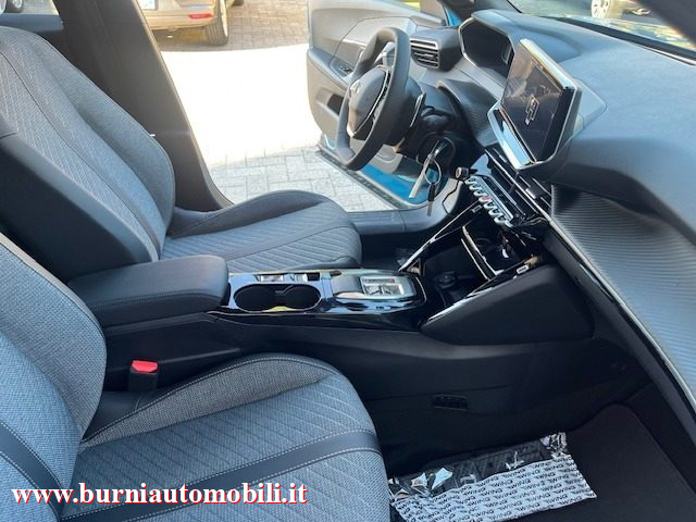 PEUGEOT 2008 usata, con Fari LED