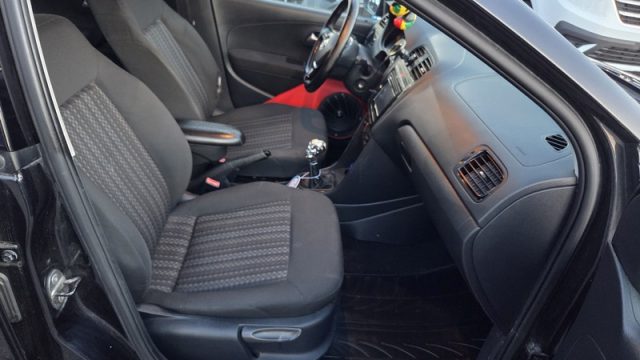 VOLKSWAGEN Polo usata, con Autoradio