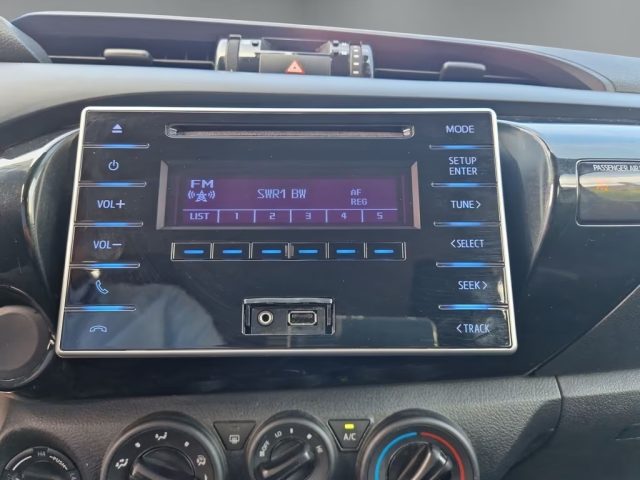 TOYOTA Hilux usata, con Cruise Control